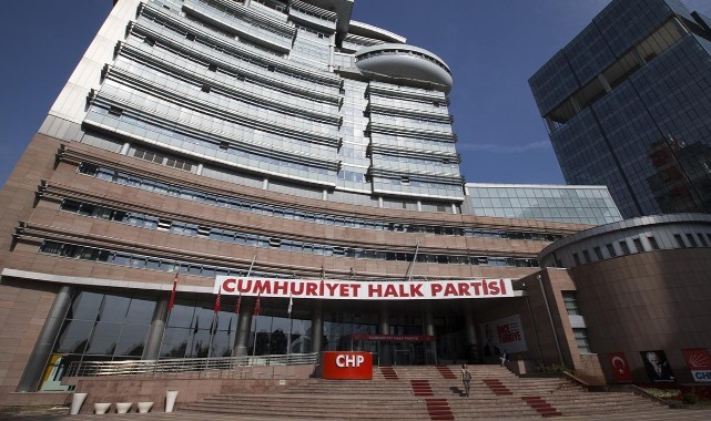 CHP’de MYK toplantısı sona erdi: Tüm MYK üyeleri istifa etti
