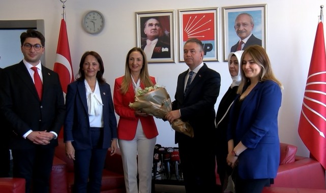 CHP'ye ilk bayram ziyareti AK Parti'den