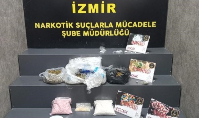 İzmir’de zehir tacirlerine darbe: 2 kişi tutuklandı