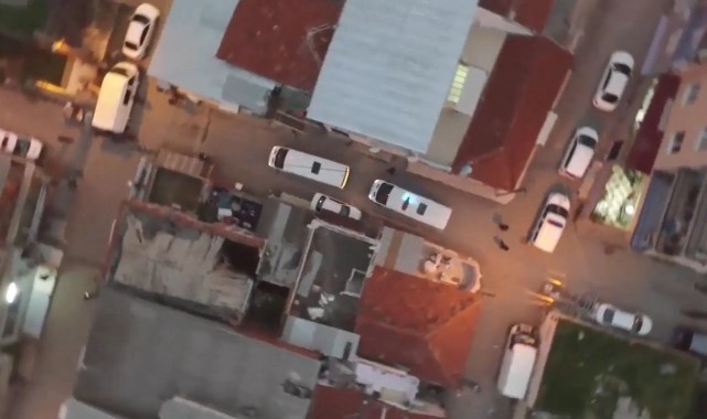 İzmir merkezli yasa dışı bahis operasyonu: 17 gözaltı