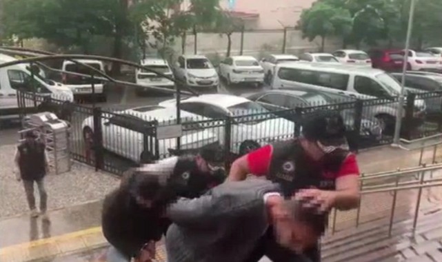İzmir'de faciadan dönüldü: 6 el yapımı patlayıcı ele geçirildi