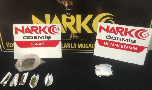 Otomobiliyle uyuşturucu satarken yakalandı, çıkarıldığı hakimlikçe serbest bırakıldı