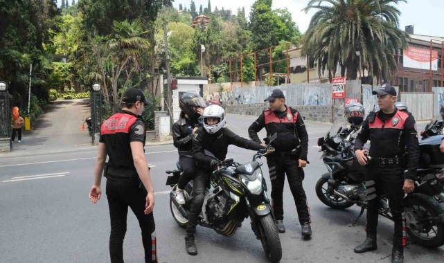 Polislere hem teşekkür hem sitem etti