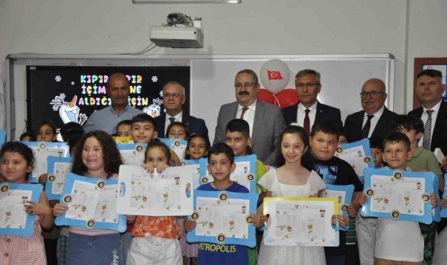 Salihli'de 27 bin 483 öğrenci yaz tatiline çıktı