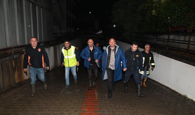 Su basan Akhisar Devlet Hastanesinden tahliye edilen hasta sayısı 62'ye yükseldi