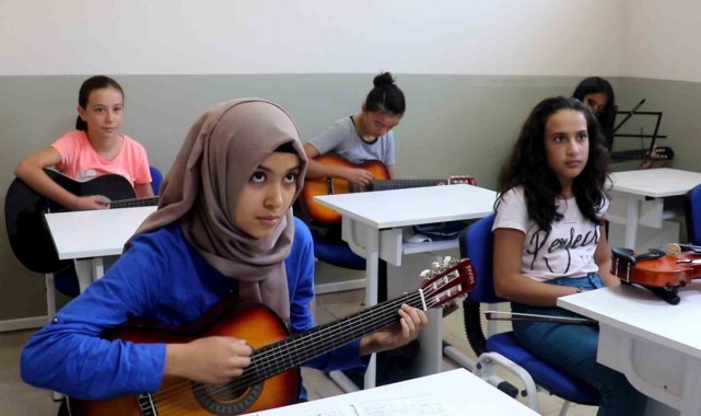 TOKİ 2 Kültür ve Sanat Merkezi'nde yaz ayları dolu dolu geçecek
