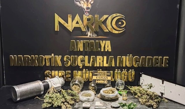 Uyuşturucu madde imal ve ticareti yaptığı iddia edilen 5 şüpheli yakalandı 