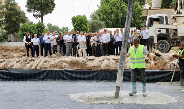 Yeşil Cami Kur'an Kursu binasının temeli atıldı