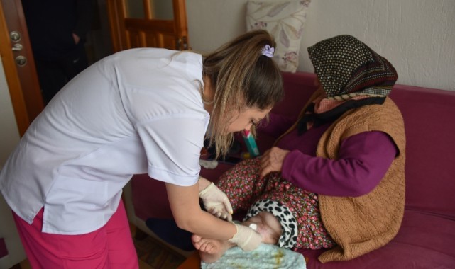 Yunusemre Belediyesi sağlık hizmetleri ile Türkiye'ye örnek oluyor