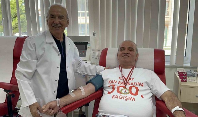 40 yılda 467 ünite kan bağışında bulunarak kendi rekorunu kırdı