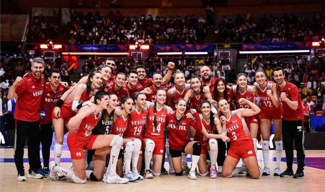 A Milli Kadın Voleybol Takımı Milletler Ligi'nde çeyrek finalde