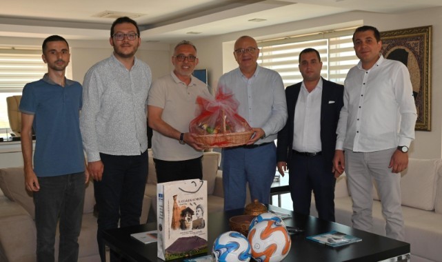 Başkan Ergün Kula Heyetini Ağırladı