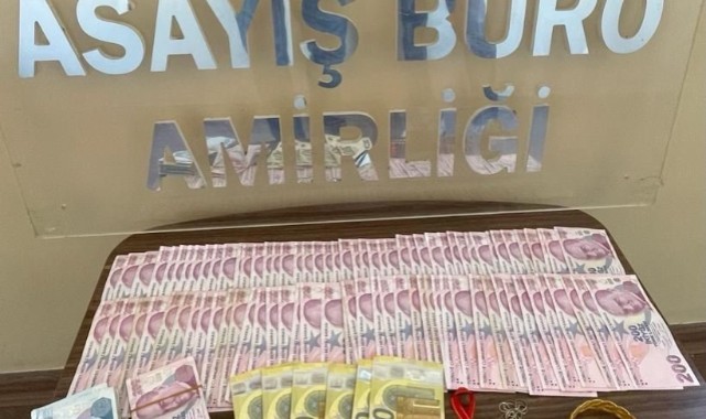 "Başkomiserim" diyerek 300 bin lira dolandırdılar