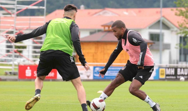 Beşiktaş, günün ikinci idmanında kondisyon ve taktik çalıştı