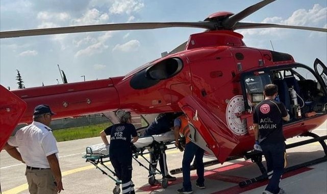 Boğulma tehlikesi geçiren genç ambulans helikopterle Manisa'ya getirildi