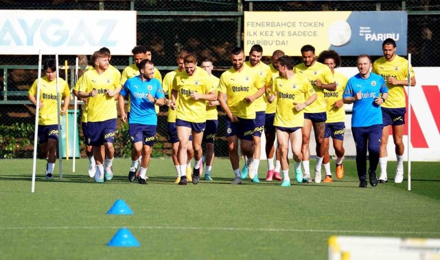 Fenerbahçe, yeni sezon hazırlıklarına başladı