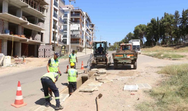 MASKİ'den Salihli'de ızgara temizliği