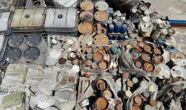 Sahipsiz kalan atık tesisi Manisa'yı korkutuyor