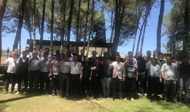 Selendi Yeniden Refah Partisi'nde Yılmaz güven tazeledi