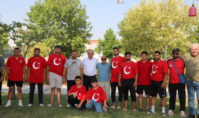 Turgutlulu Pehlivanlar Edirne'ye uğurlandı