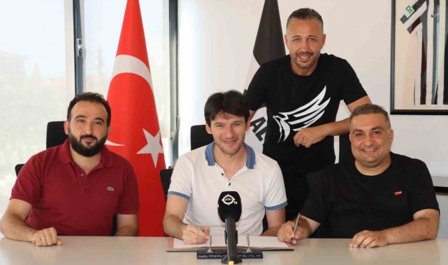 Altay, İbrahim Akın'la yollarını ayırdı