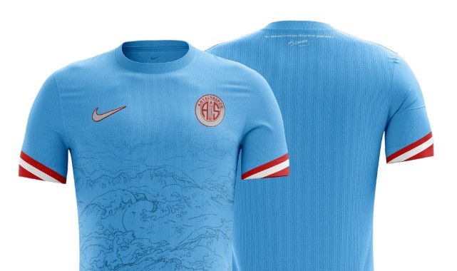 Antalyaspor’un mavi forması çevre ve deniz kirliliğine dikkat çekiyor   