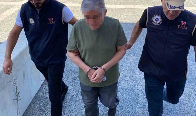 Bakan Yerlikaya turuncu kategoride yer alan firari FETÖ üyesinin yakalandığını duyurdu