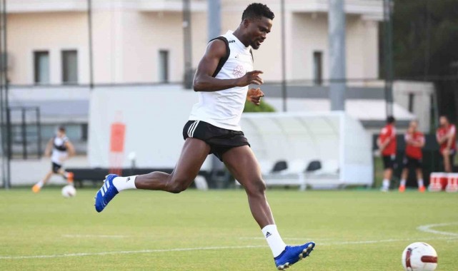 Beşiktaş, Neftçi Bakü maçı hazırlıklarına başladı