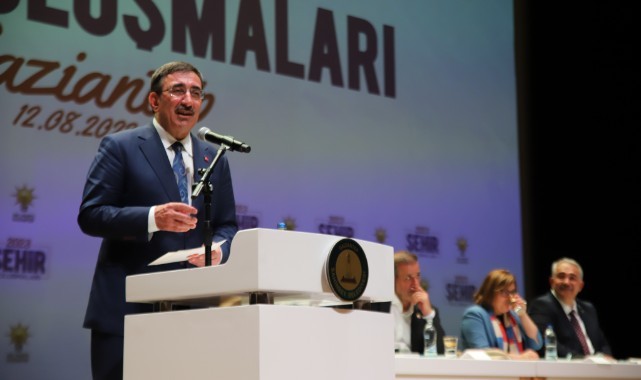 Cumhurbaşkanı Yardımcısı Yılmaz’dan depremzedelere müjde   