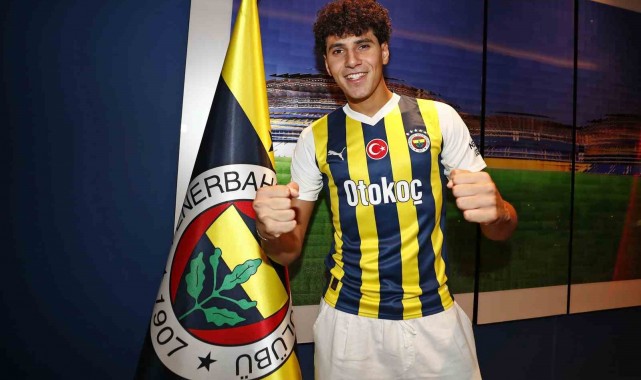Fenerbahçe, Omar Fayed ile 4 yıllık sözleşme imzaladı