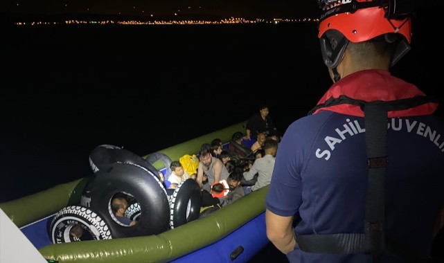 İzmir'de  71 düzensiz göçmen yakalandı