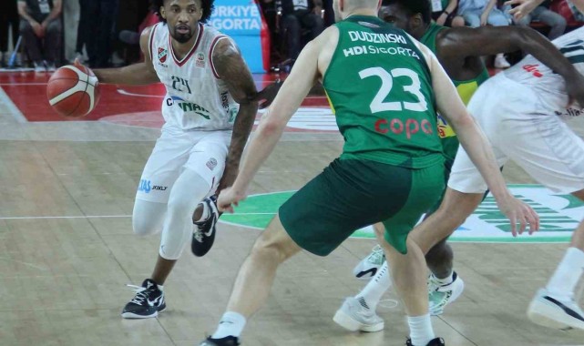 P. Karşıyaka'dan Braian Angola, İsrail ekibine transfer oldu