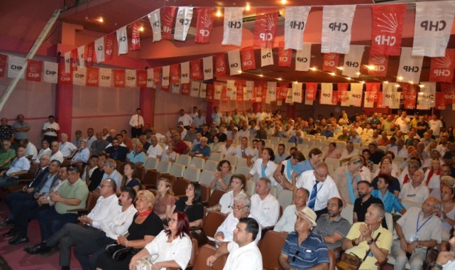 Salihli CHP'de başkan değişmedi
