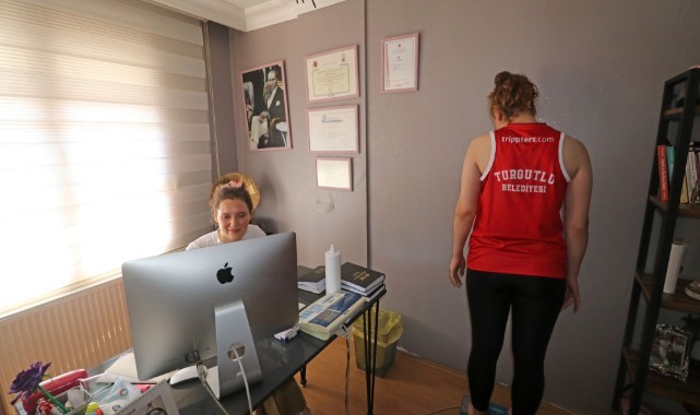 Trippters.com Turgutlu Belediyesi Kadın Basketbol Takımı Diyetisyen Ece Kurşun'un Kontrolünden Geçti