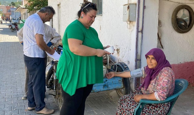 Turgutlu'nun kırsal mahallelerinde vatandaşa hizmet devam ediyor