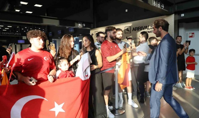 A Milli Futbol Takımı, Hollanda'da