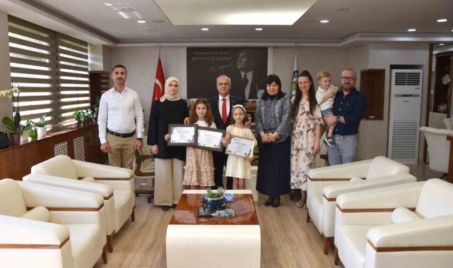 Başkan Kayda, İspanya'da madalya kazanan minikleri ağırladı