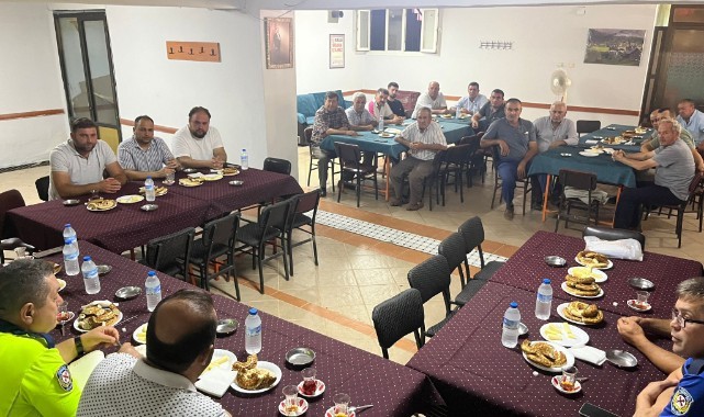 Başkan Yörüyen servisçi üyelerle bir araya geldi
