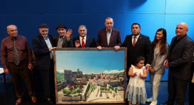Cumhurbaşkanı Erdoğan, Ahıska Türkleri ile görüştü