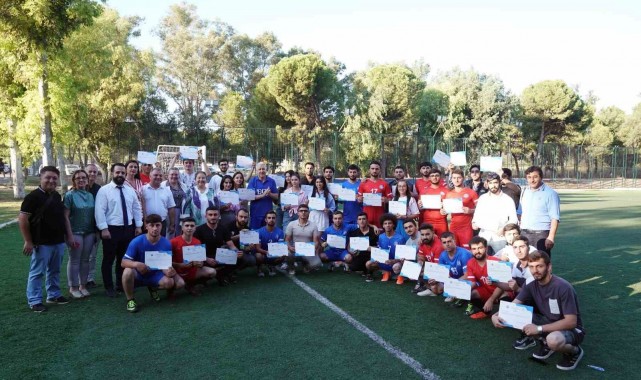 Ege'de Azerbaycanlı öğrenciler için oryantasyon programı
