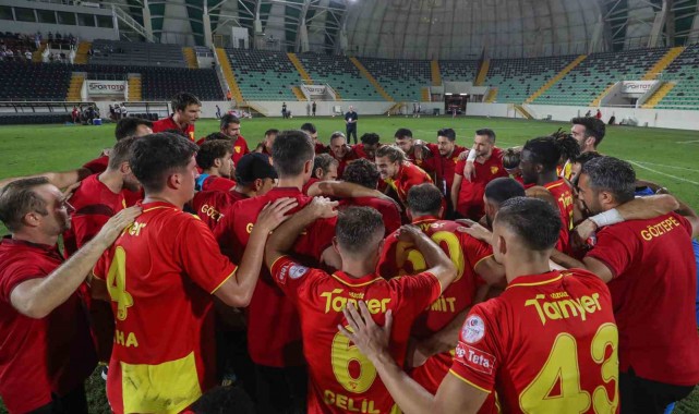 Göz-Göz, deplasmanda gülmeye devam ediyor