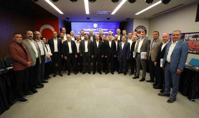 Sağlık Sen Manisa Şube Başkanı Tınaz'dan genel merkezde yoğun mesai