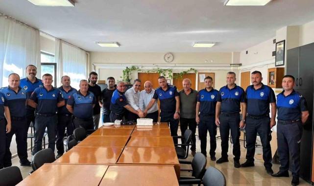 Salihli'de zabıta haftasına pastalı kutlama