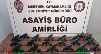 Suç makinesi sahte kimlikle silah ticareti yaparken yakalandı