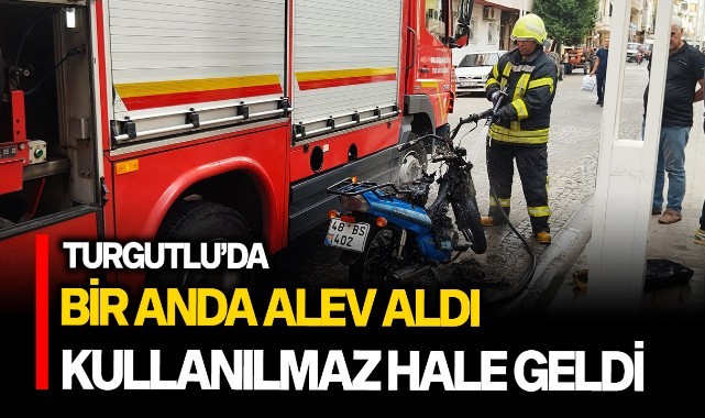 Turgutlu'da alev alan motosiklet kullanılmaz hale geldi