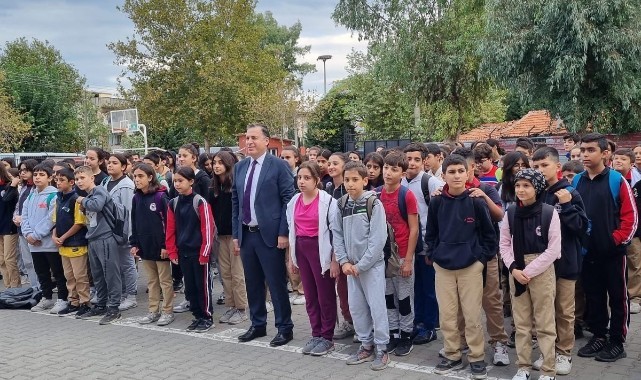 Kaymakam Kapankaya'dan Okul Ziyareti