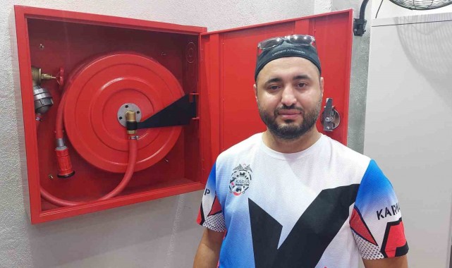 Türkiye'de bir ilk: Akıllı yangın dolabı üretildi