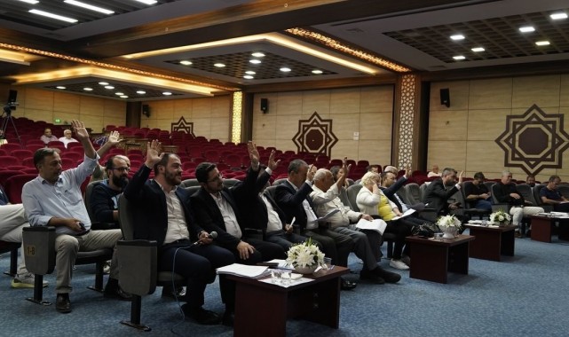 Yunusemre'nin yeni meydanının adı 100. Yıl Meydanı olarak kabul edildi