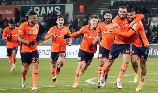Başakşehir, 4 maç sonra kazandı