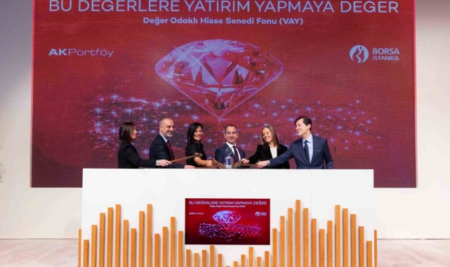 Borsa İstanbul'da Gong Ak Portföy'ün hisse senedi fonu 'VAY' için çaldı